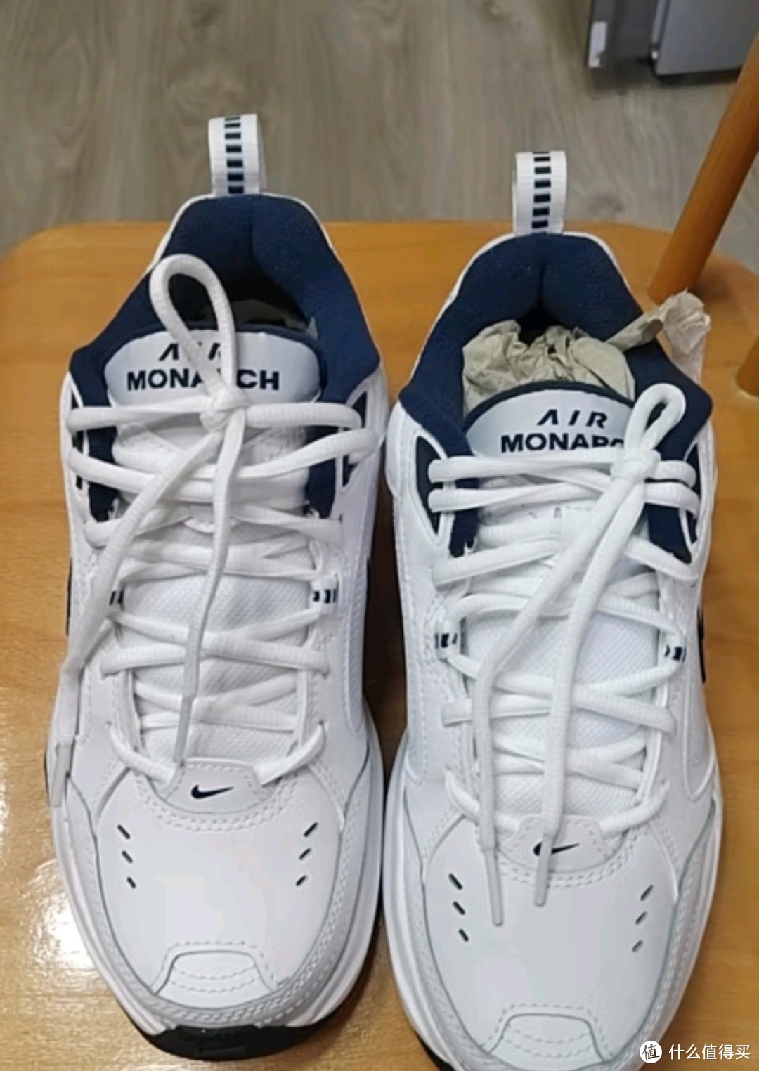 耐克（NIKE） 男子训练鞋老爹鞋  AIR MONARCH IV 415445-101 41