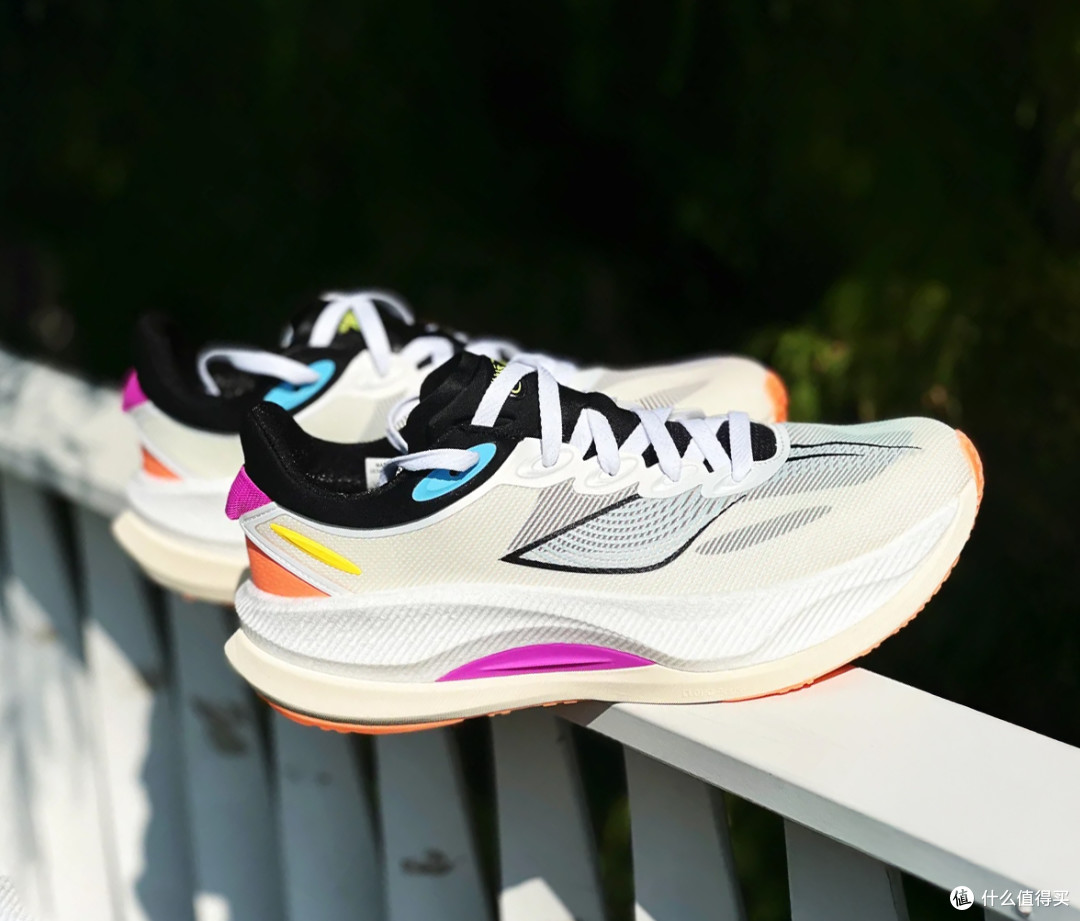 【24年跑鞋回顾】万字长文解析,各矩阵最值得买的15双跑鞋