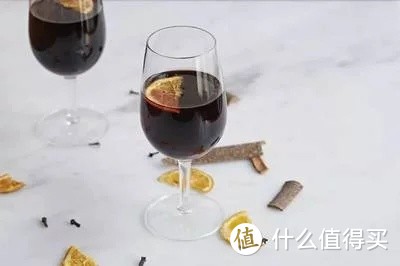 寒冷冬日，没什么比手捧一杯热红酒更惬意的事了