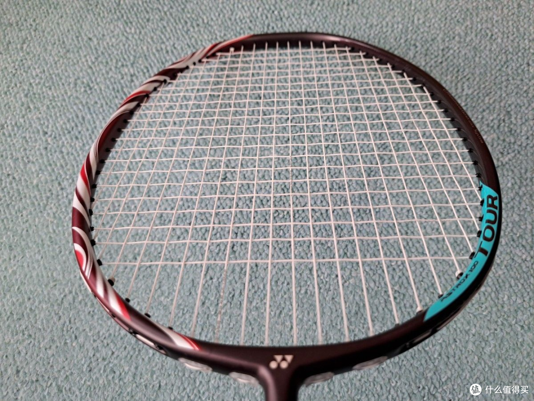 羽毛球初学者指南：装备选择、训练方式与运动时间