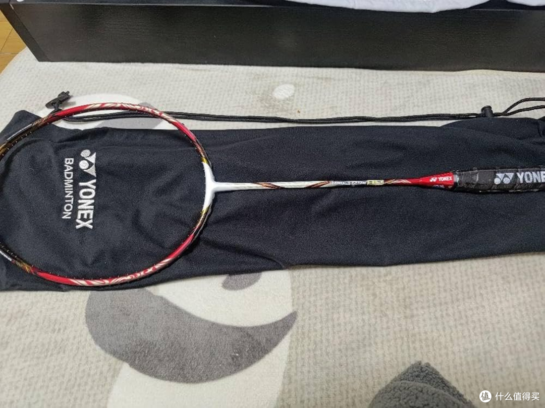 羽毛球初学者指南：装备选择、训练方式与运动时间