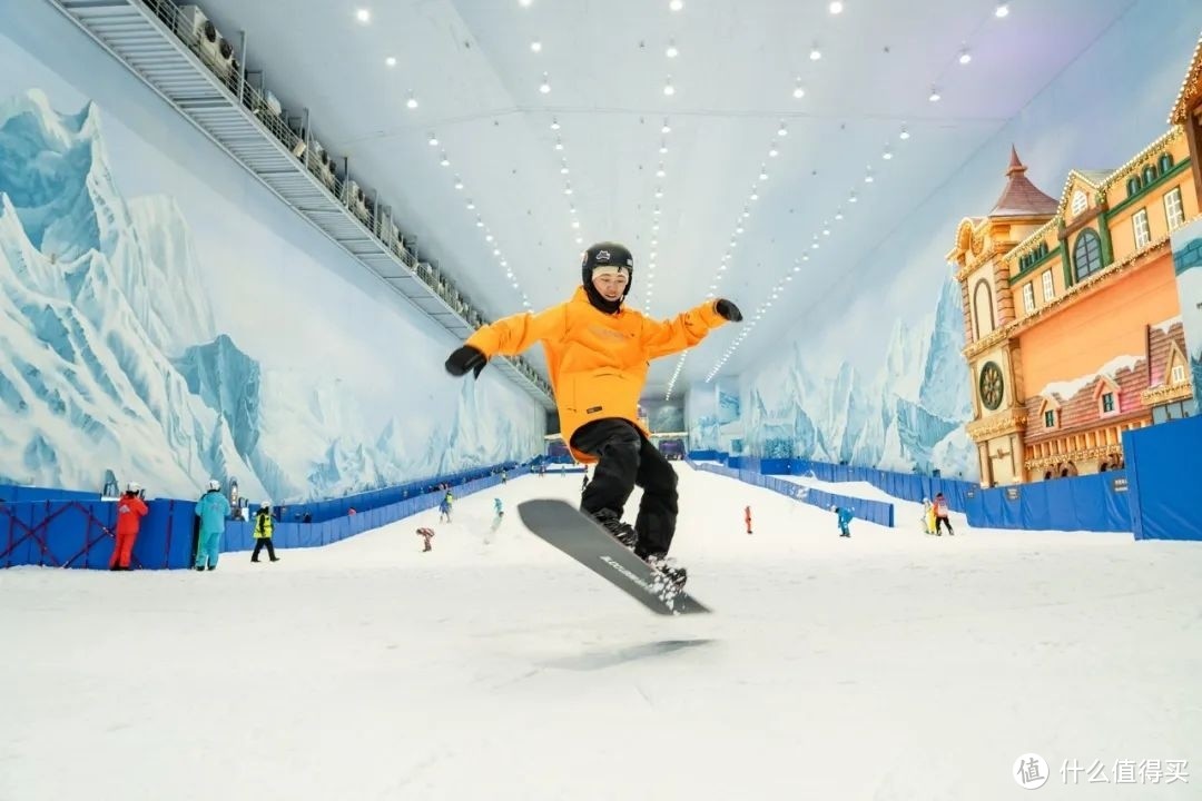 一场秋雨一场凉，武汉室内滑雪场带你感受滑雪的快乐