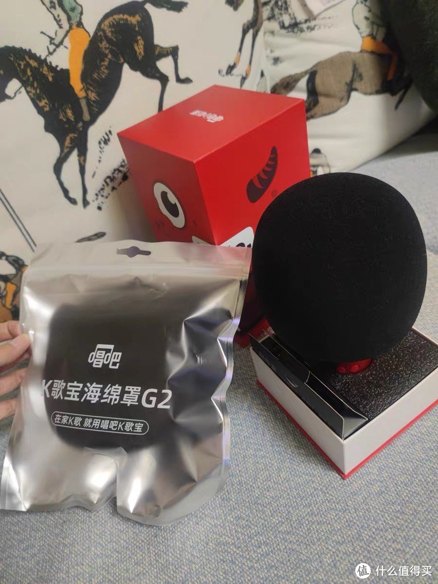 元旦嗨起来！送ta一个能唱K的家，小巨蛋G2话筒音响一体麦克风