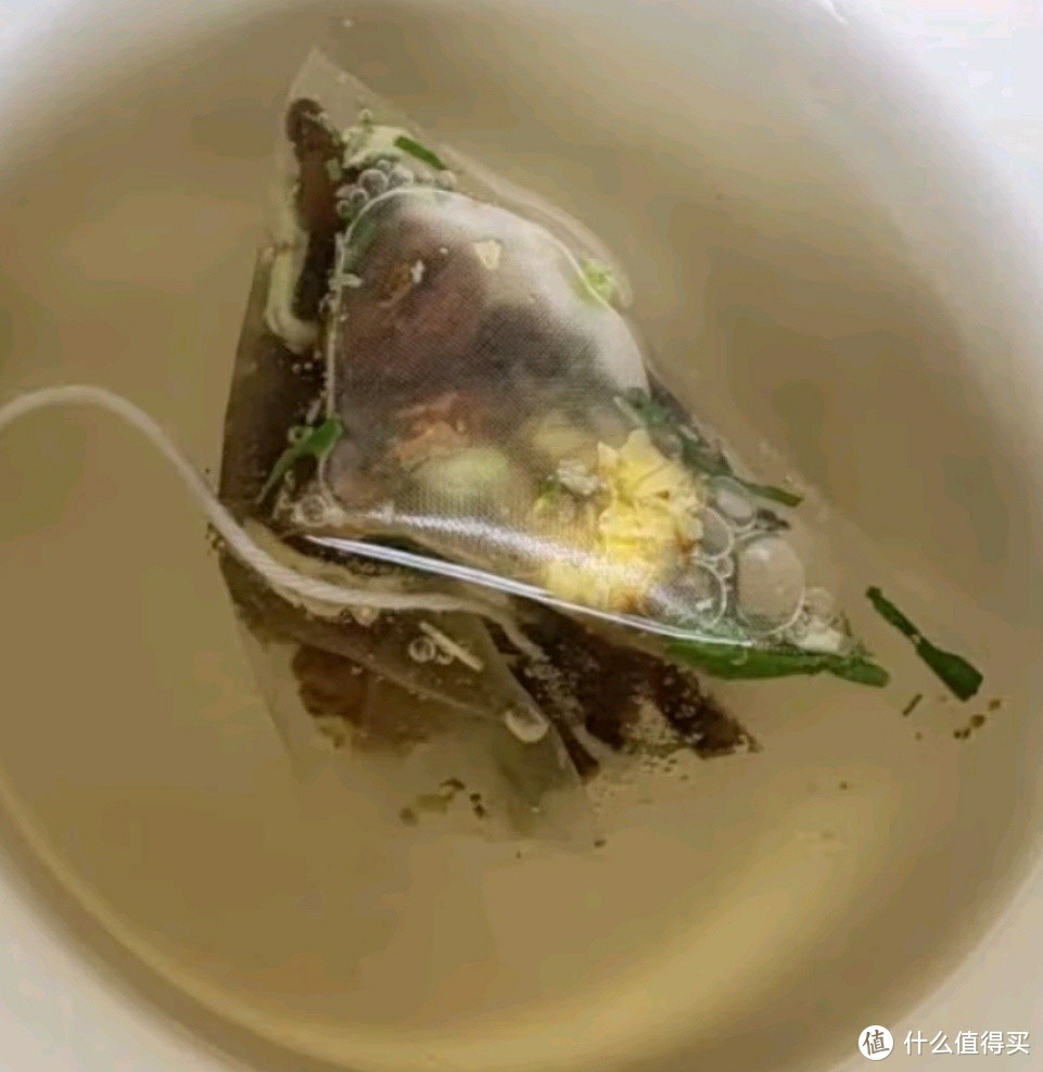 京东京造菊花决明子茶：熬夜后的贴心呵护