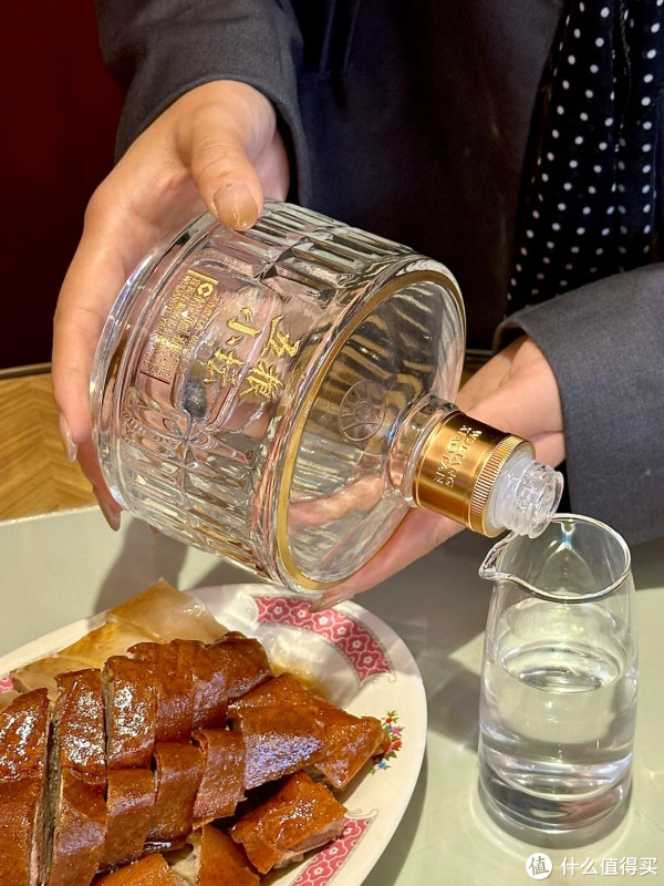 五粮液小坛：年轻人的酒桌新贵_白酒_什么值得买