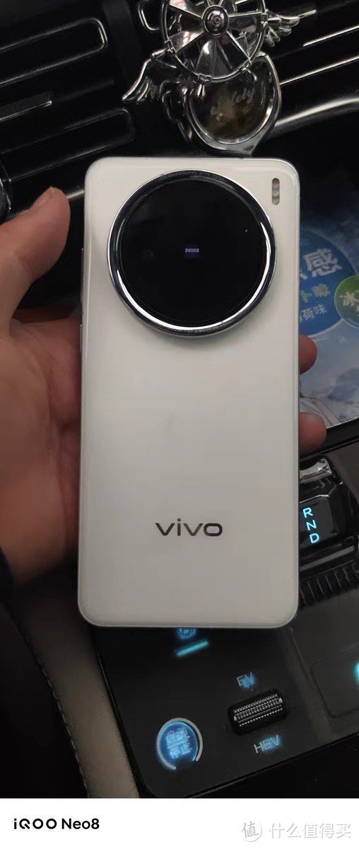 vivo X200的三项之力：天玑9400，蔡司超级长焦与5800mAh蓝海电池