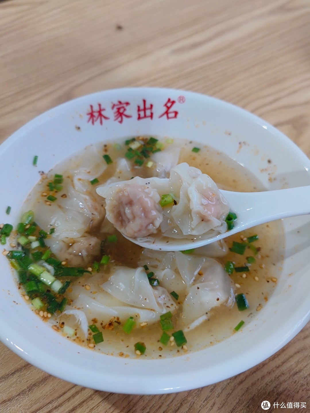 自从袁记水饺出事后，再找的一家特色福建特色迁千里香小馄饨