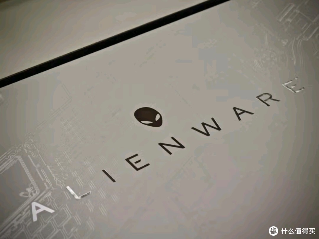 外星人（Alienware）畅玩黑神话 m16 R2 16英寸游戏本