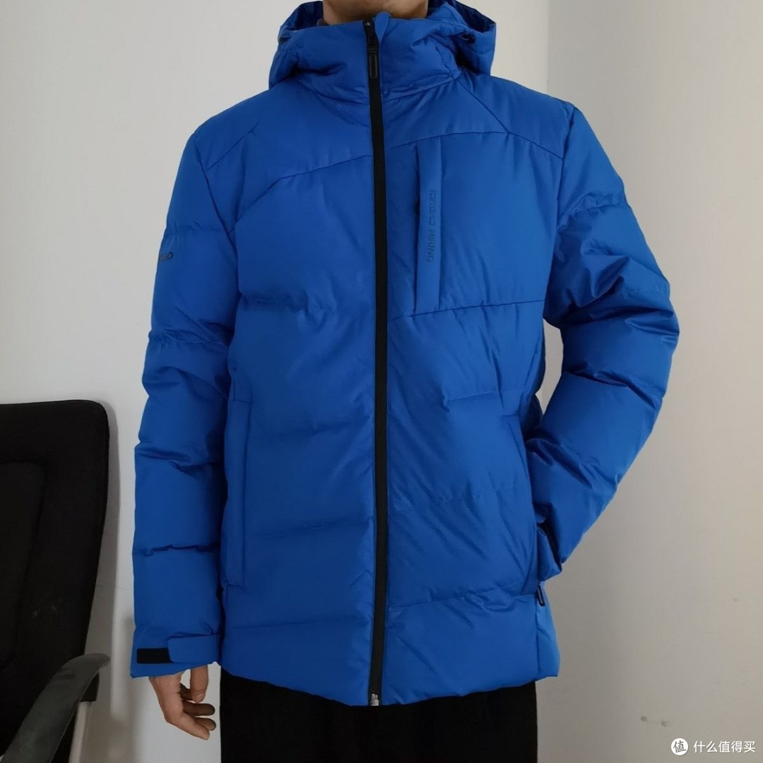 探路者鹅绒服清仓，亏本价150元，90鹅绒，充绒量235克，只要280