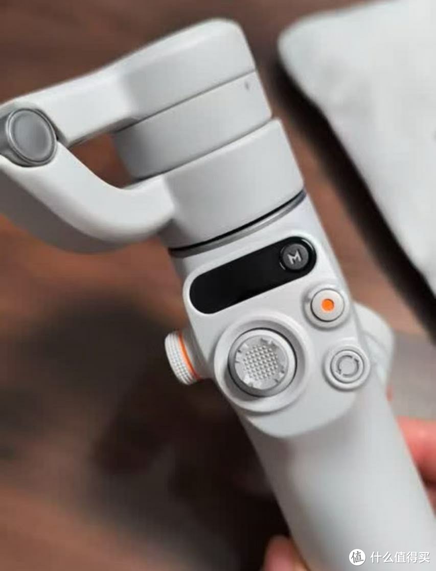 大疆 DJI Osmo Mobile 6 ——为创作提供无限可能