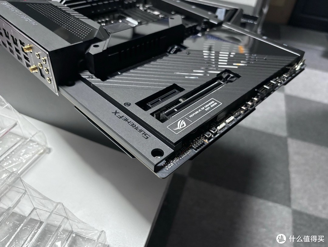 ROG Maximus Z790 Extreme：DIY装机的极致之选