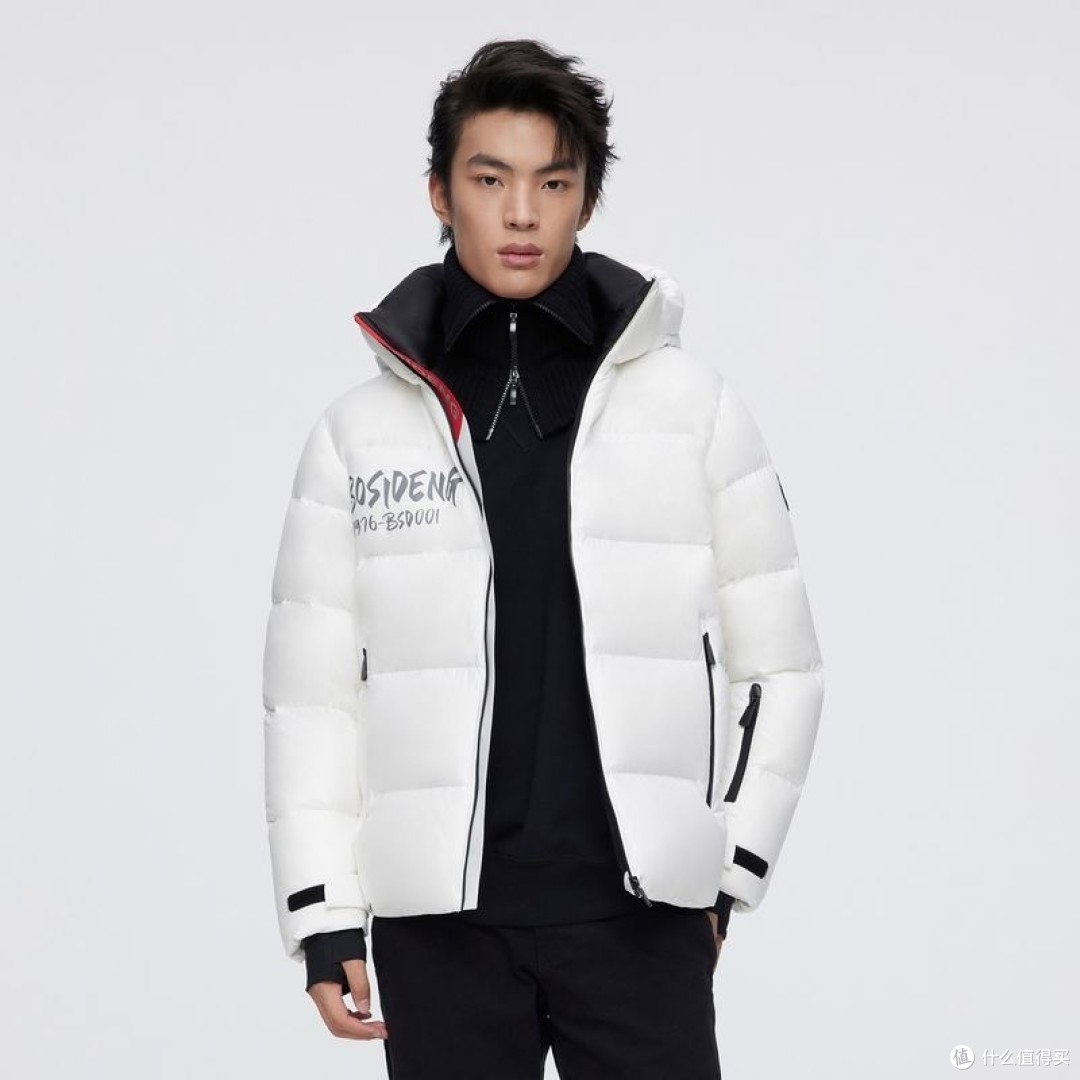 波司登神价合集，仅售300元，90%鹅绒，充绒量230克，旗舰系列