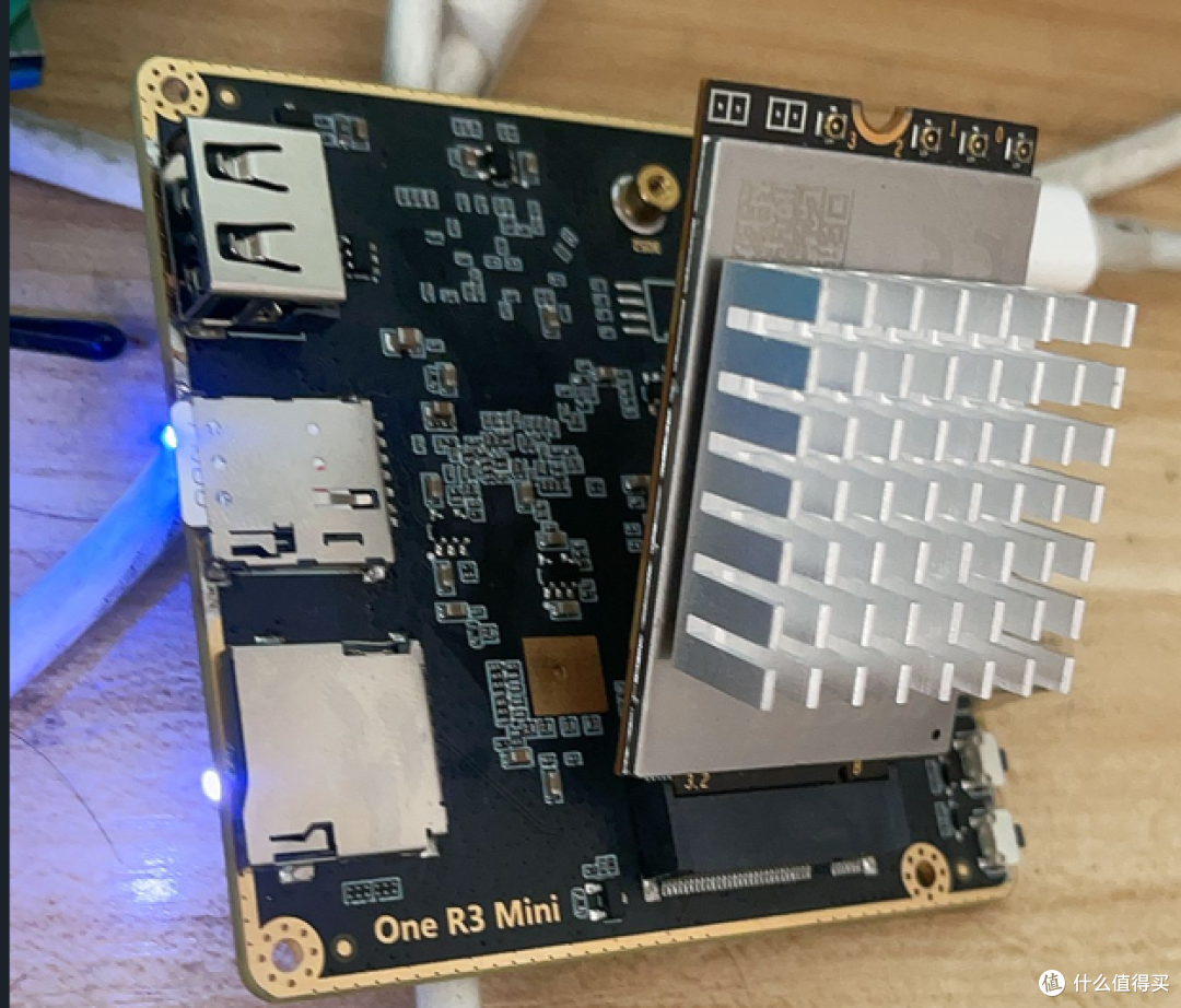 精致，小巧带有usb3/pcie切换的mt7981路由开发板，迷你cpe_主板_什么值得买