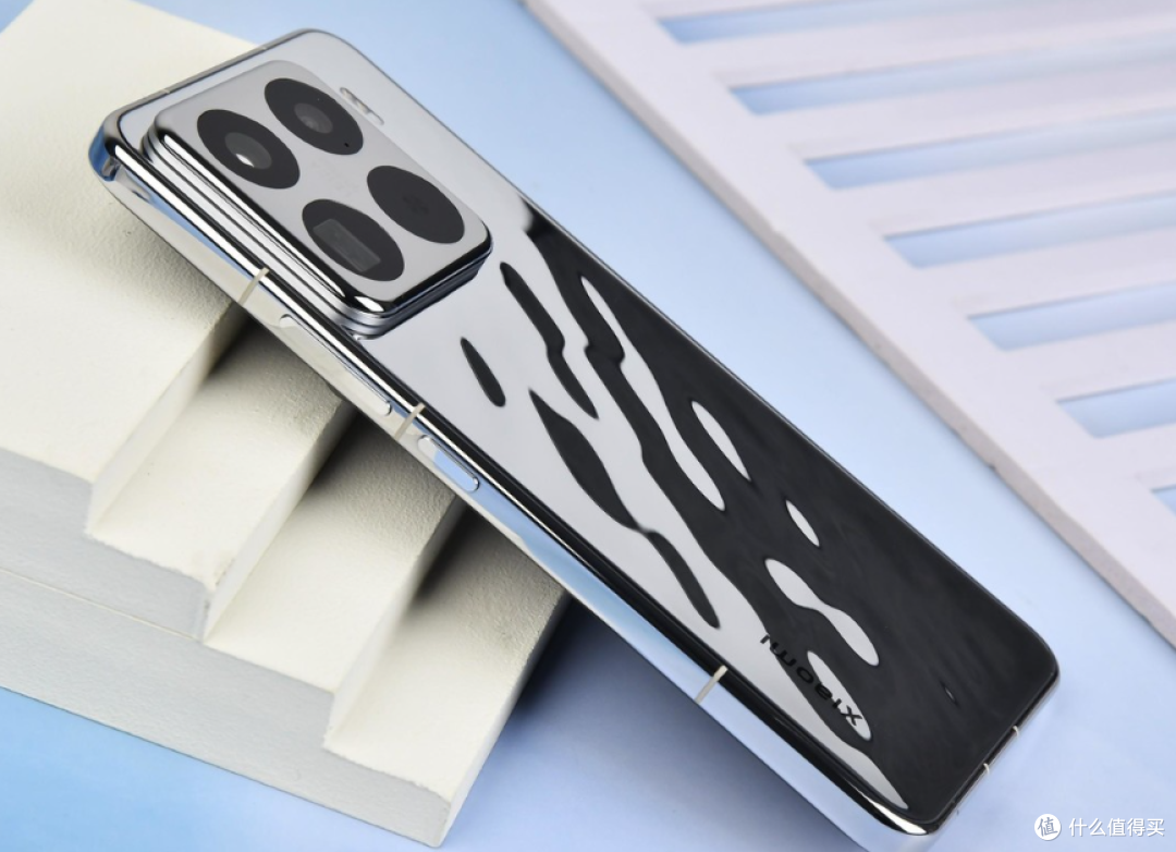 2025年拍照最强手机推荐：让你的每一张照片都成艺术