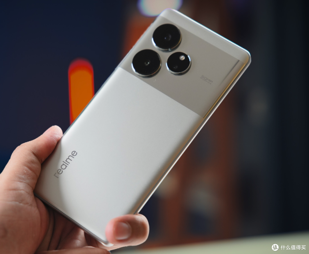 骁龙8Gen3手机哪款性价比高？2025建议买这三款：高配低价之王！