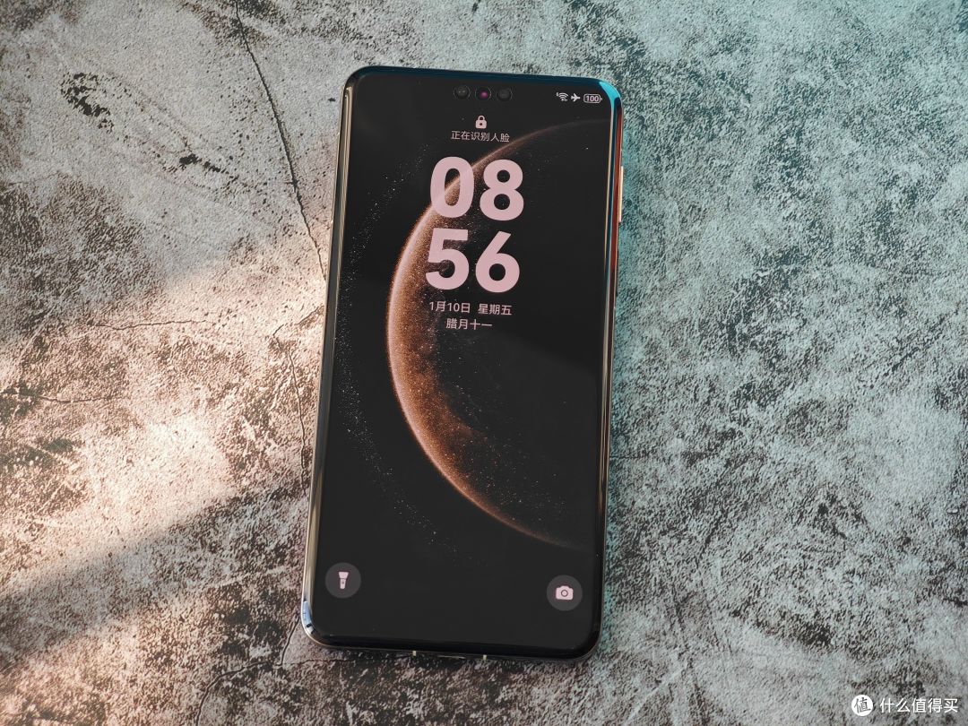 横评|华为Mate70 Pro+ 小米15 Pro全方位对比 强弱一目了然