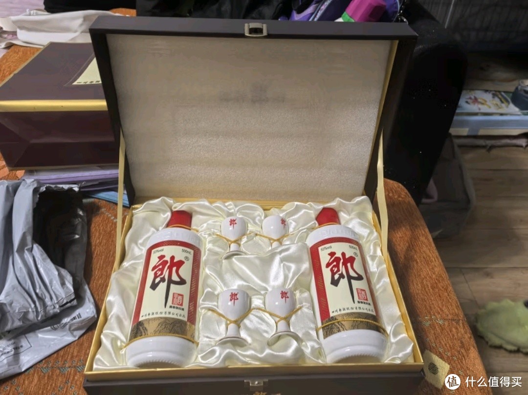 品味经典，探索郎酒之韵 —— 郎牌郎酒酱香型白酒53度礼盒装品鉴