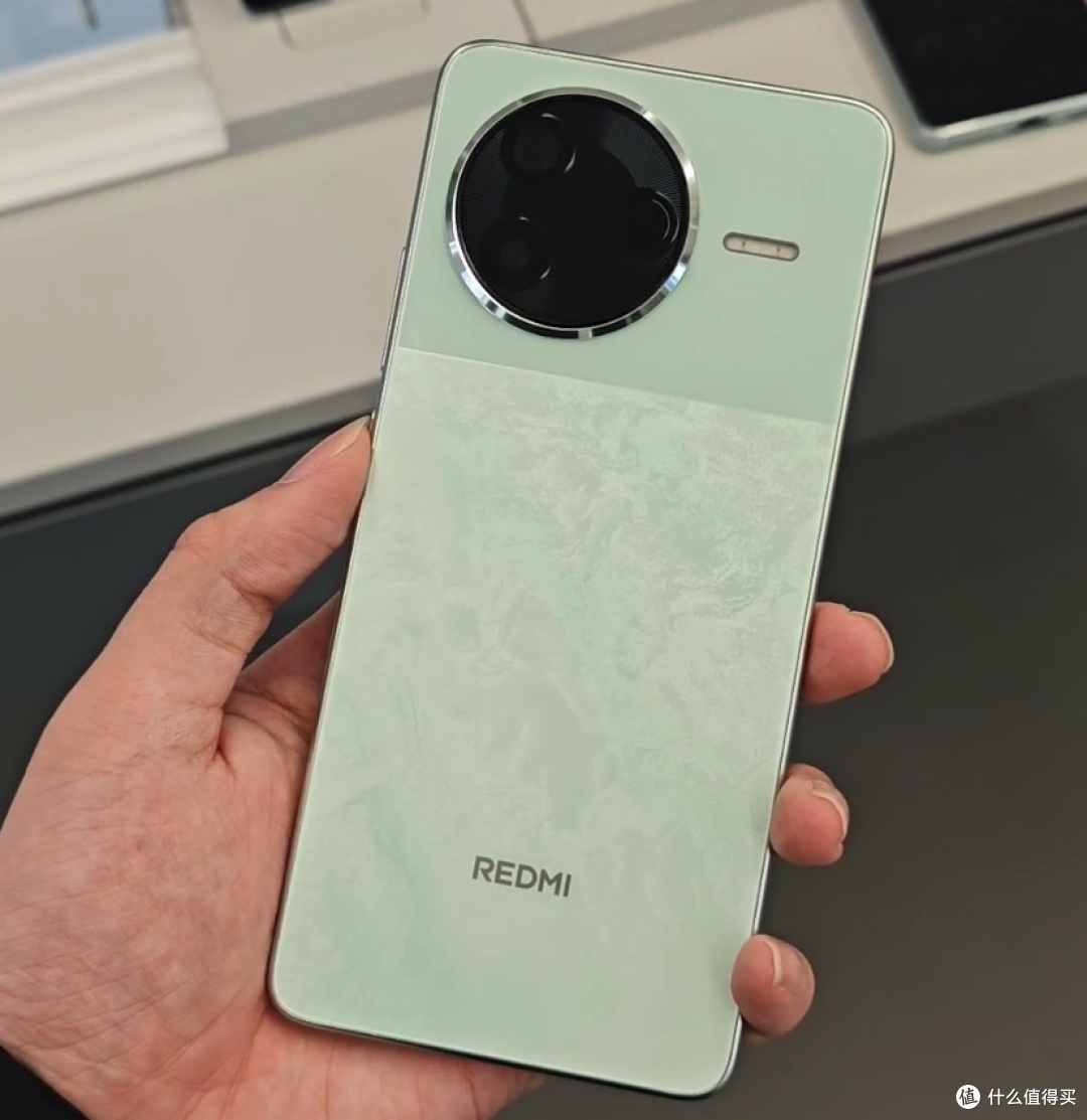 2025年最建议买的三款3000元手机，好评率近100%，价格相当良心！