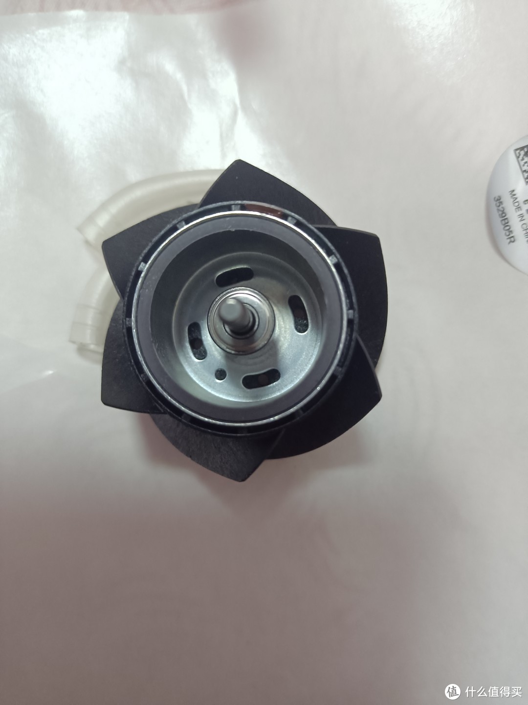 台达32500三万转工业风扇，12V，4A，PFB0412EN-E拆解赏析与吹水杂谈，怎么看台达风扇的生产日期呢？