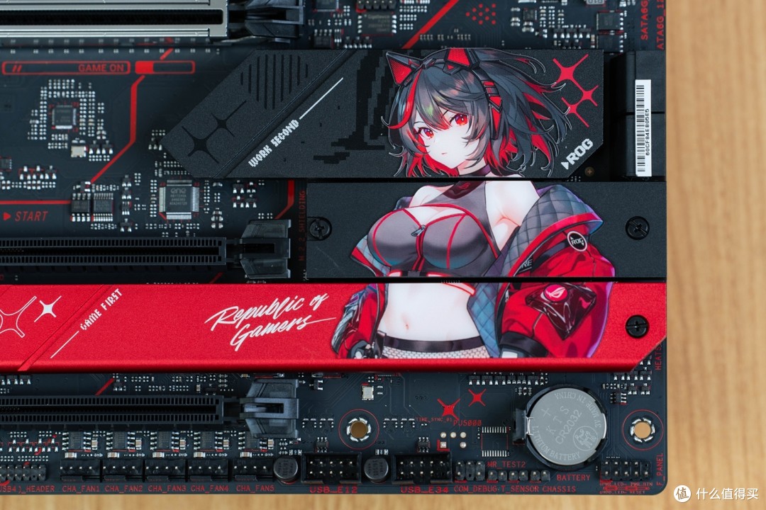 白色选吹雪姬、黑色上RO姬！ROG Z890HS+酷睿Ultra265K装机体验！