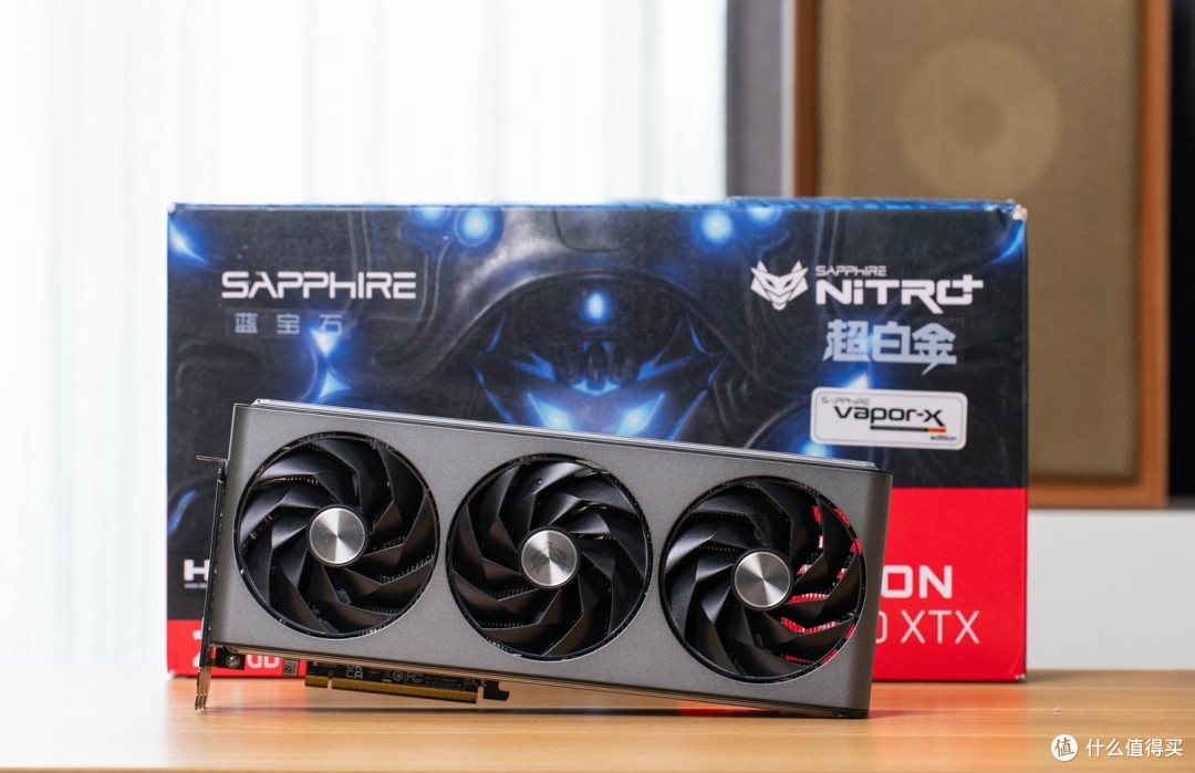 白色选吹雪姬、黑色上RO姬！ROG Z890HS+酷睿Ultra265K装机体验！