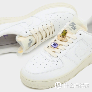 NIKE奢华版Air Force 1“Bling”即将复刻~