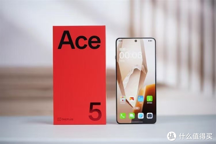 一加Ace5终于亲民，6400mAh+骁龙8Gen3+8T LTPO屏，跌至1954元