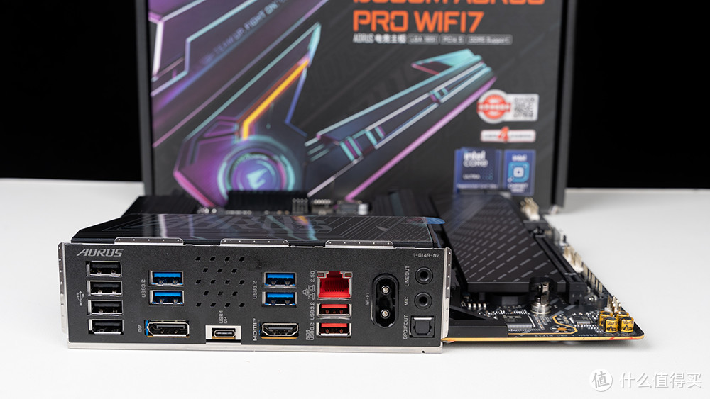 更亲民扩展性拉满的Ultra座驾，技嘉B860M AORUS PRO WIFI7电竞雕