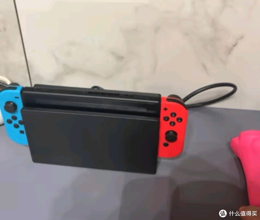 任天堂Switch国行续航版：家庭聚会与生日惊喜的完美选择🎉