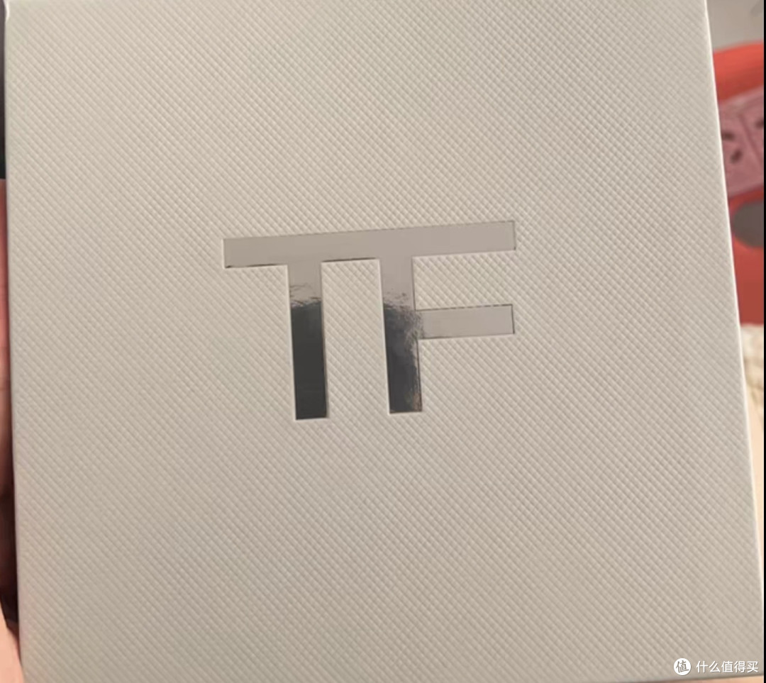 木质香调：TF珍华乌木香水解析