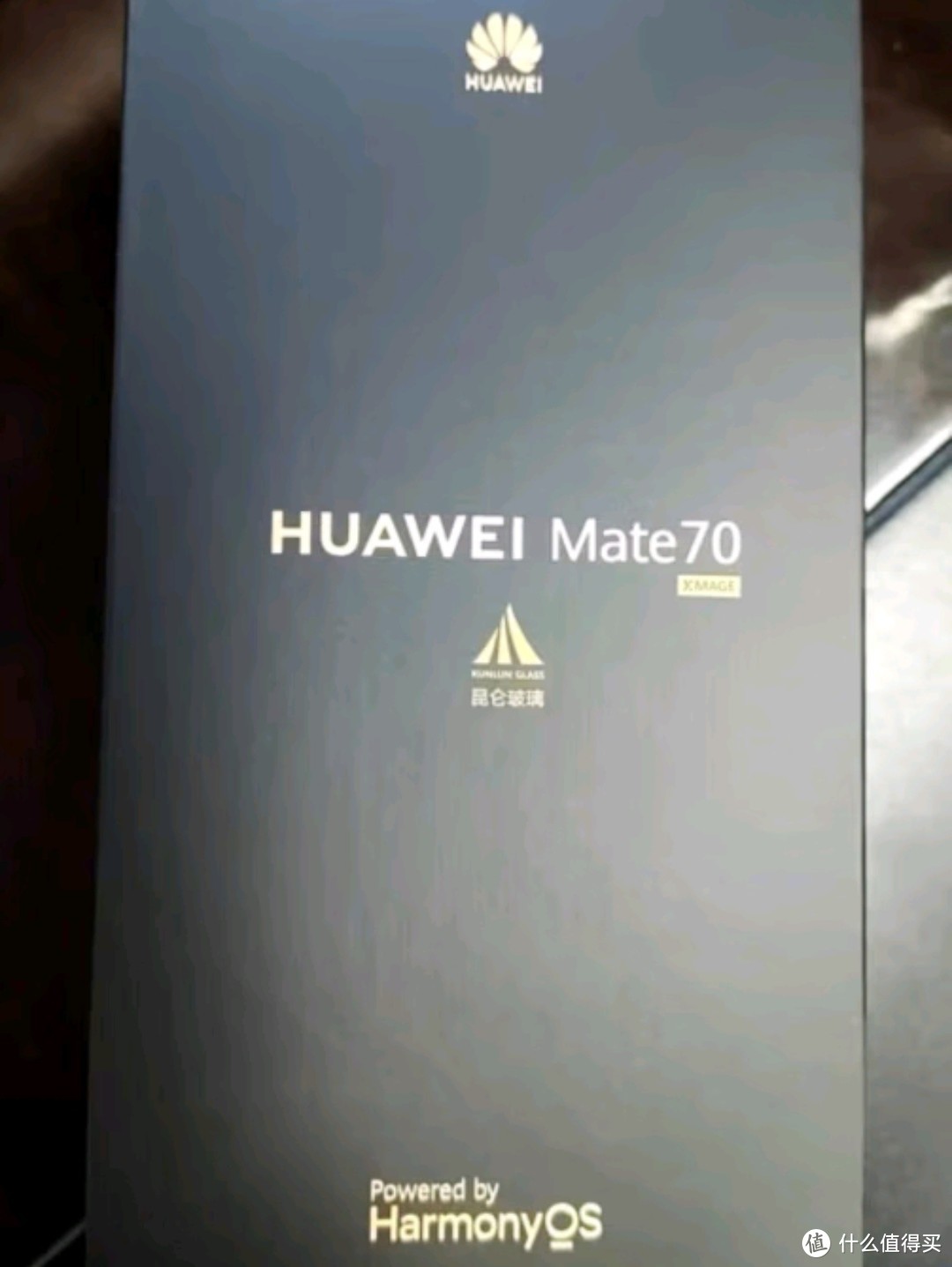 华为 Mate 70 12GB+512GB 曜石黑：科技美学与影像革新的典范