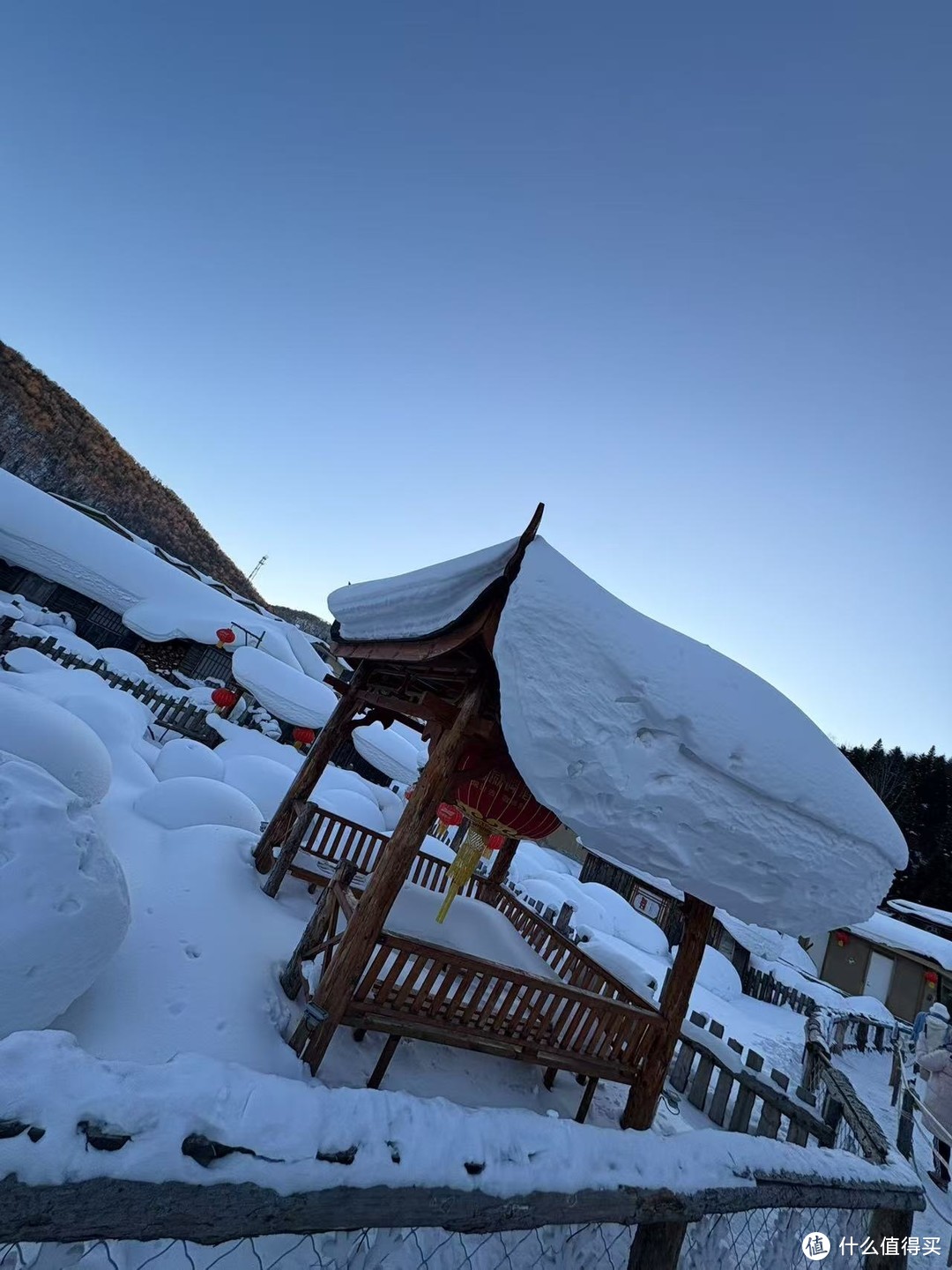 前女友说：去雪乡玩不考虑钱的话会玩的很舒服。自驾游雪乡行吗？