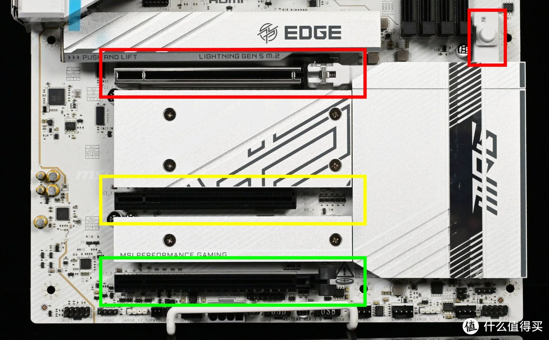 微星B850刀锋钛主板封神！X870黯然失色，锐龙9800X3D火力全开