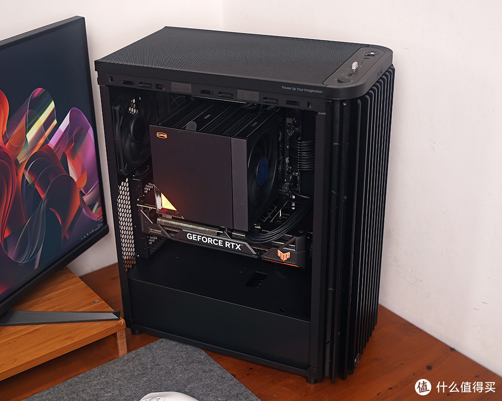 ProArt X870E + TUF RTX4070TIS + 9900X，华硕 PA401 装机展示