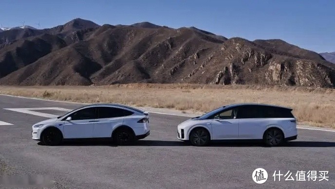 理想 i8 纯电 SUV 侧面照公布，竞争对手特斯拉 Model X 