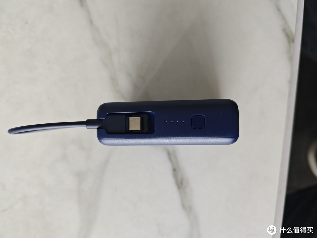 小米充电宝自带线10000mAh，便携又实用的出行神器