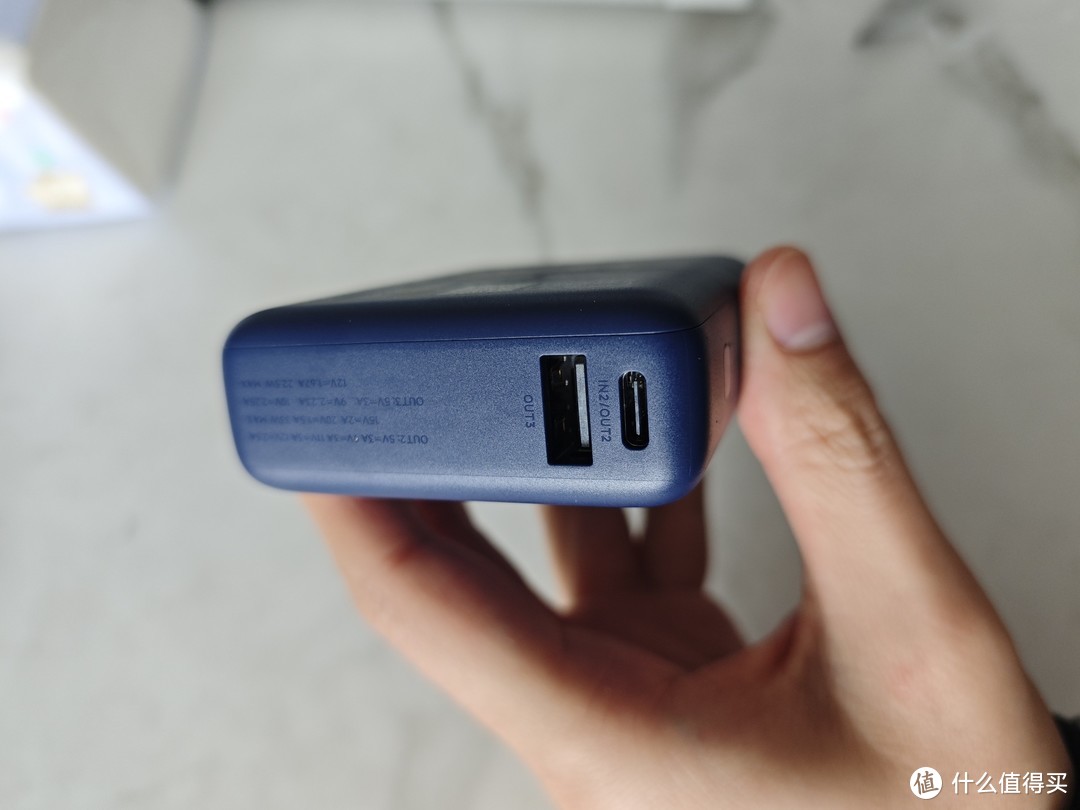 小米充电宝自带线10000mAh，便携又实用的出行神器