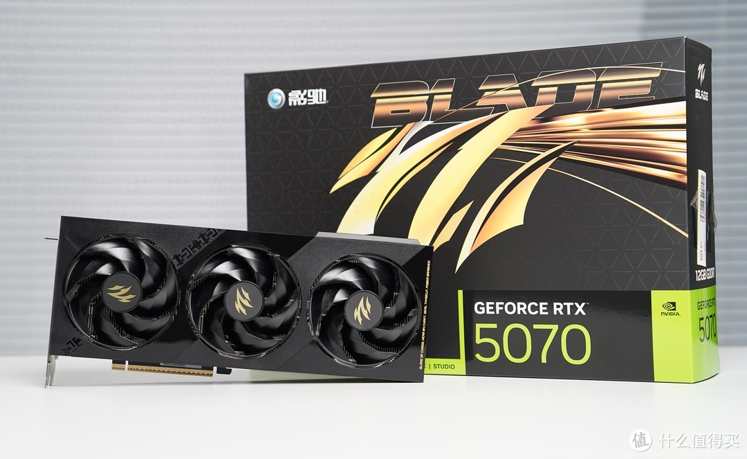 全新影驰RTX 5070 魔刃OC显卡评测：有DLSS 4，敢打4090！