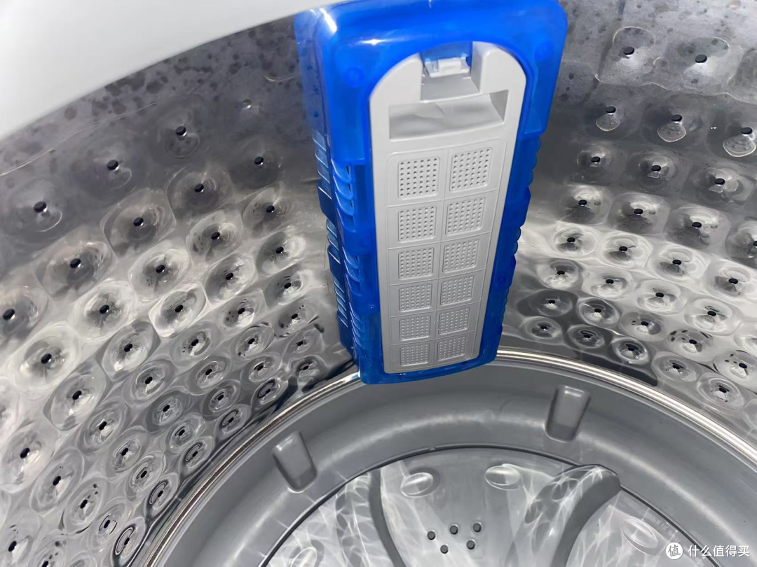 洗衣机里有个隐藏小开关，每个月都要开一次，否则衣服越洗越脏_洗衣机_什么值得买