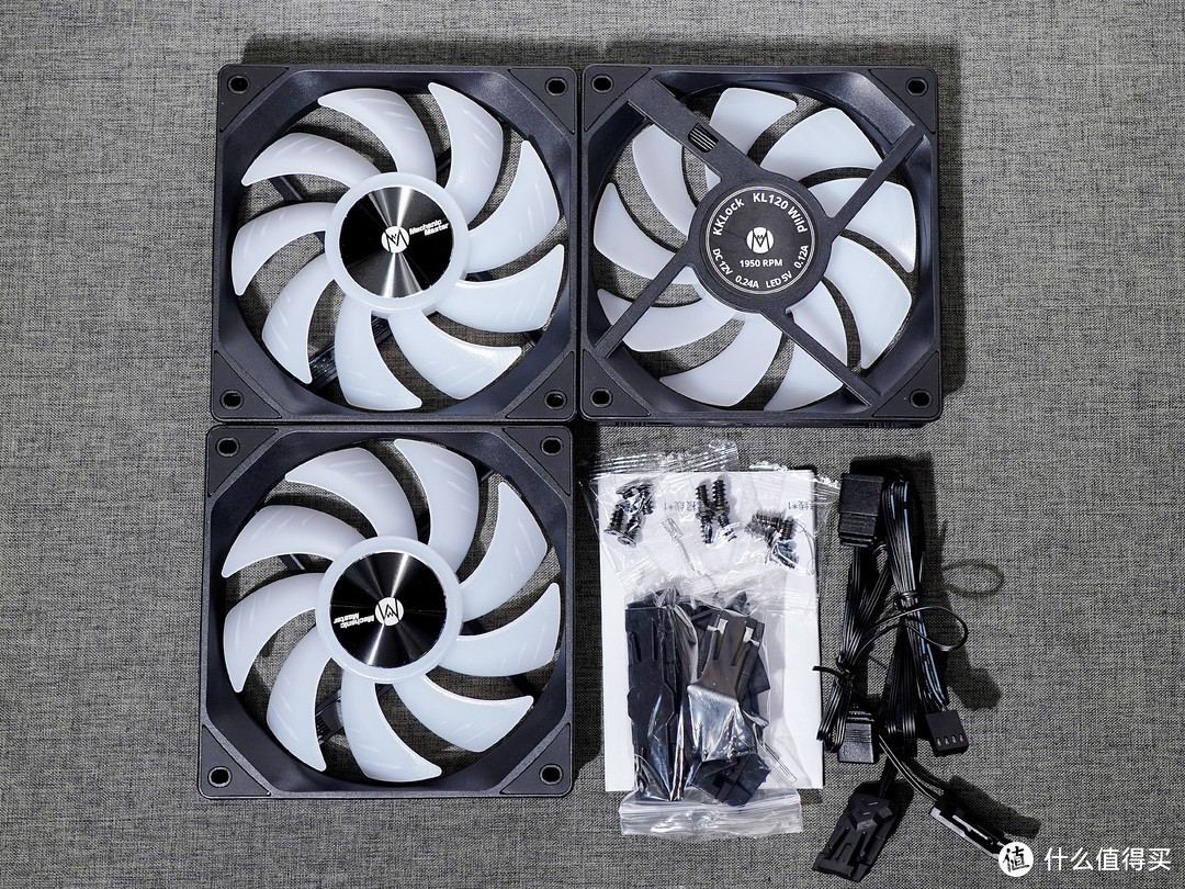 如何让RTX5080追上4090D？首先把它放进小机箱，然后再无脑超个频