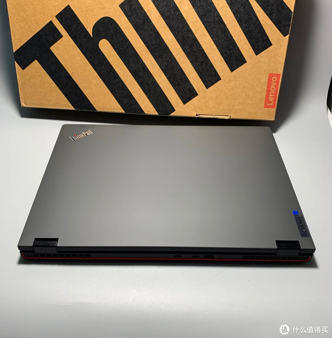 ThinkPad P16v电脑，万元超值选择？