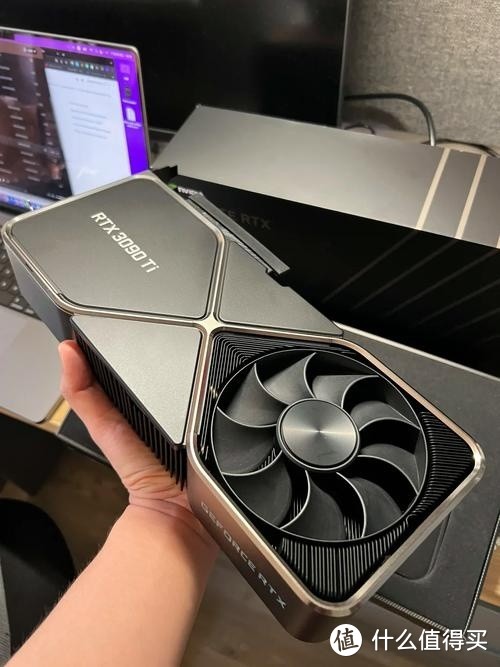 英伟达 RTX3060 独立显卡：性能与价格的权衡