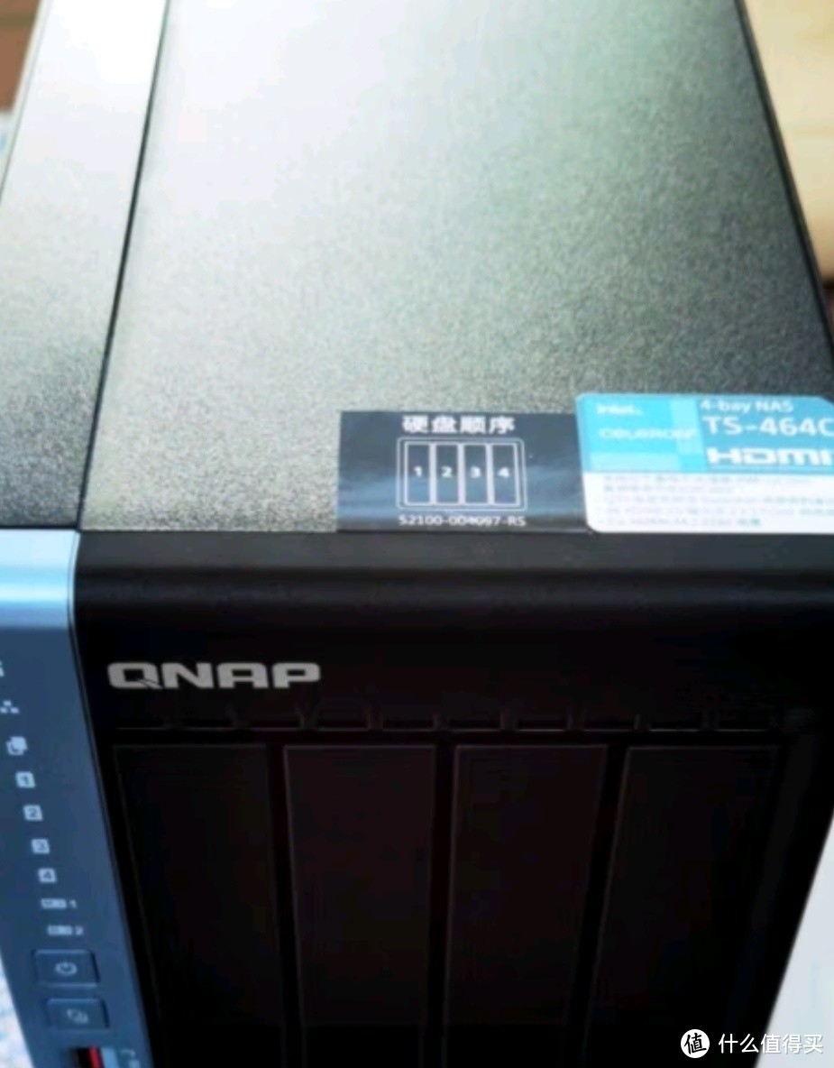 威联通（QNAP）TS-464C 宇宙魔方 四核心处理器网络存储服务器NAS